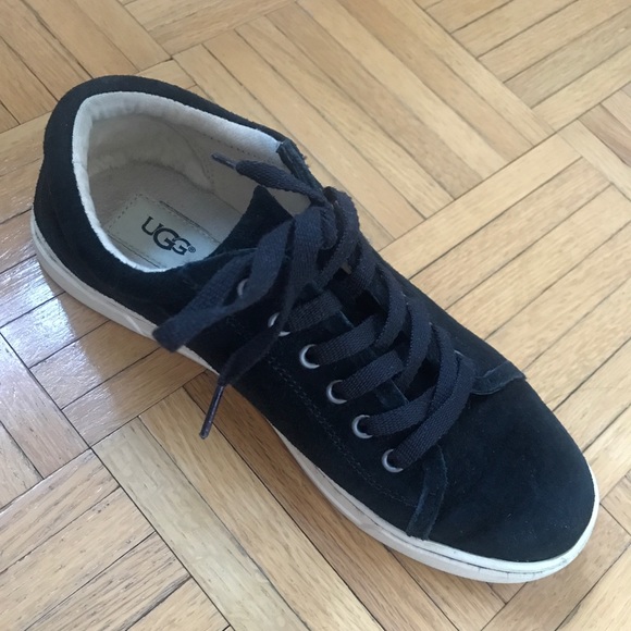 UGG Shoes - UGG Tomi Sneakers UGG Shoes - UGG Tomi Sneakers